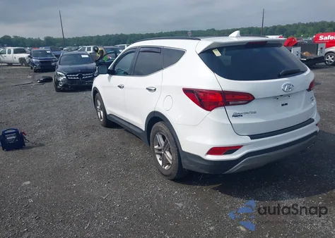 2017 Hyundai Santa Fe Sport 2.4L z USA, uszkodzony, nr VIN 5XYZUDLB3HG481822